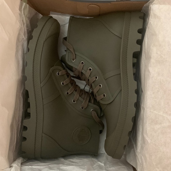 Palladium Other - Palladium boot